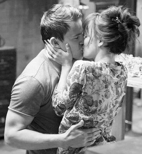 “Non ci sono parole che possano saziare come alcuni gesti:
un bacio,un abbraccio o un respiro fatto insieme’
#2settembre
#BuongiornoATutti