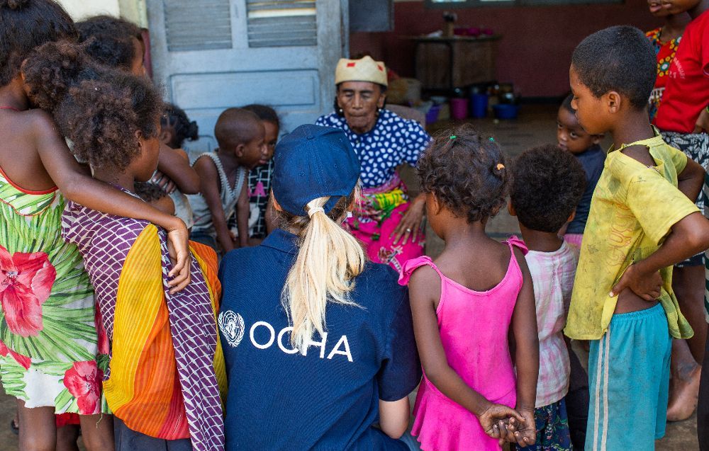 "Welcome to OCHA!" — @disasterready and @unocha 's free online training helps you understand the work of OCHA within the #UN system and the wider #humanitarian system.

Sign up now  👉 buff.ly/3Msh9jA

📷 OCHA/Rakotoarivony