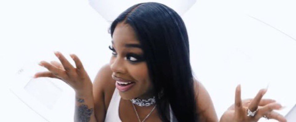 Kauriarmani's tweet image. this pussy that good i swear