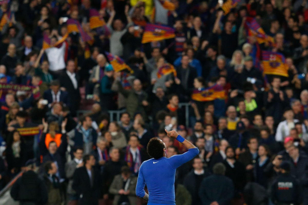 neymarxe's tweet photo. Take me back to day I watched this match first time. https://t.co/ny1SFiPBbW