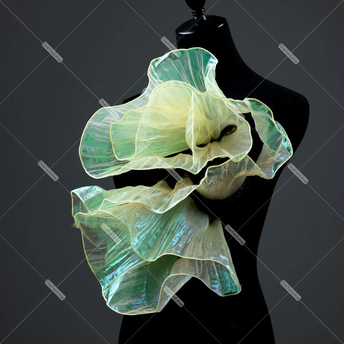 oneyard_fabric's tweet image. Iridescent daffodil shirred organza trim for cascading ruffled and tiered dresses. Pleated sheer daffodil gauze material for feminine dresses, decorations, and flower petals.
#fabric #organza #ruffled #trim #iridescent #material #decoration #OneYard
t.ly/JUmTz