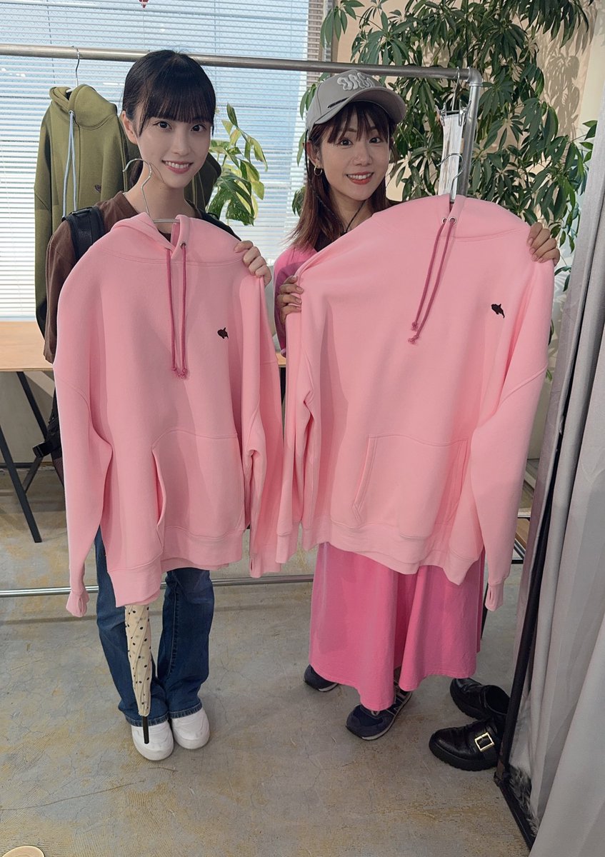 ts_uichan's tweet photo. 光永さんのブランド【https://t.co/FzIDZvTUKp】
受注会へ🤎💛❤️

秋冬のお洋服も可愛すぎます🍂
パーカーもセットアップもきゅん！！

#sochu
#ソクチュー
#光永さん https://t.co/XJxDUB1M8a