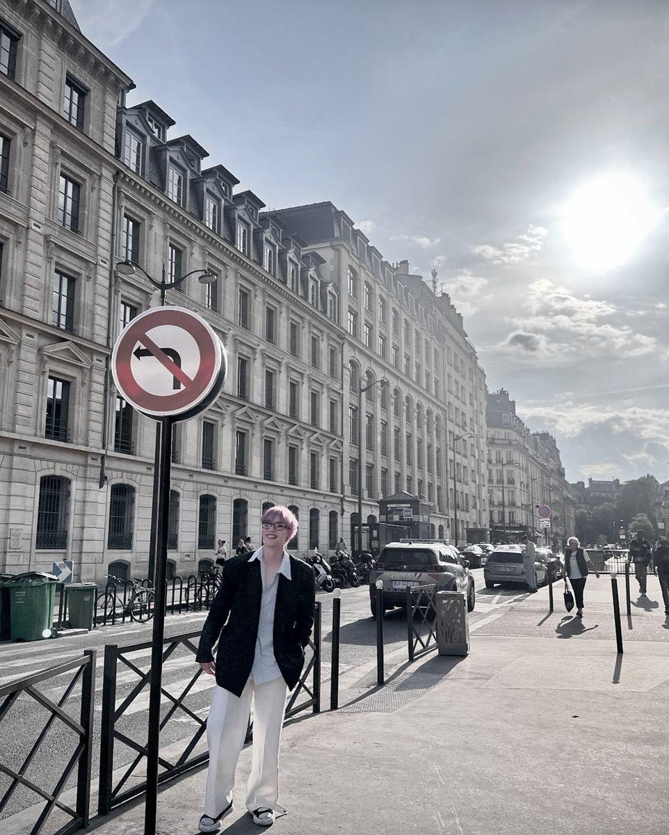 oootexts's tweet photo. 🦊🧵💬 [240902] [EN]

#onlyoneof #onlyoneofnine #nine #lyon #paris #parisintherain https://t.co/98Ib4mXR2p