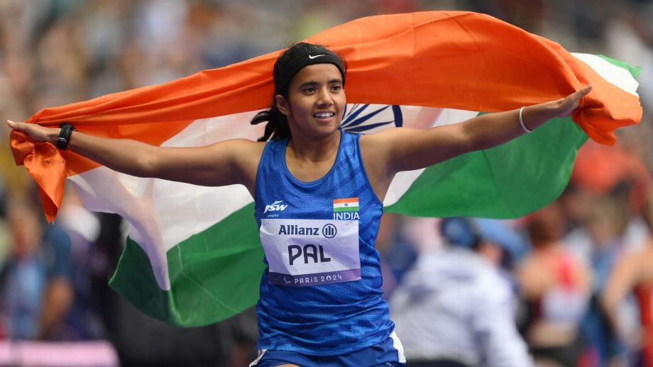 bindasbhidu's tweet image. Preethi Pal wins Bronze medal in 200m (T35) 
clocking her personal best of 30.01s. 

It&apos;s the 2nd medal for Preethi in the Paris Paraolympics and she becomes the first Indian woman to win two medals in athletics at the same event! 🇮🇳
#ParisParaolympics2024
#PreethiPal