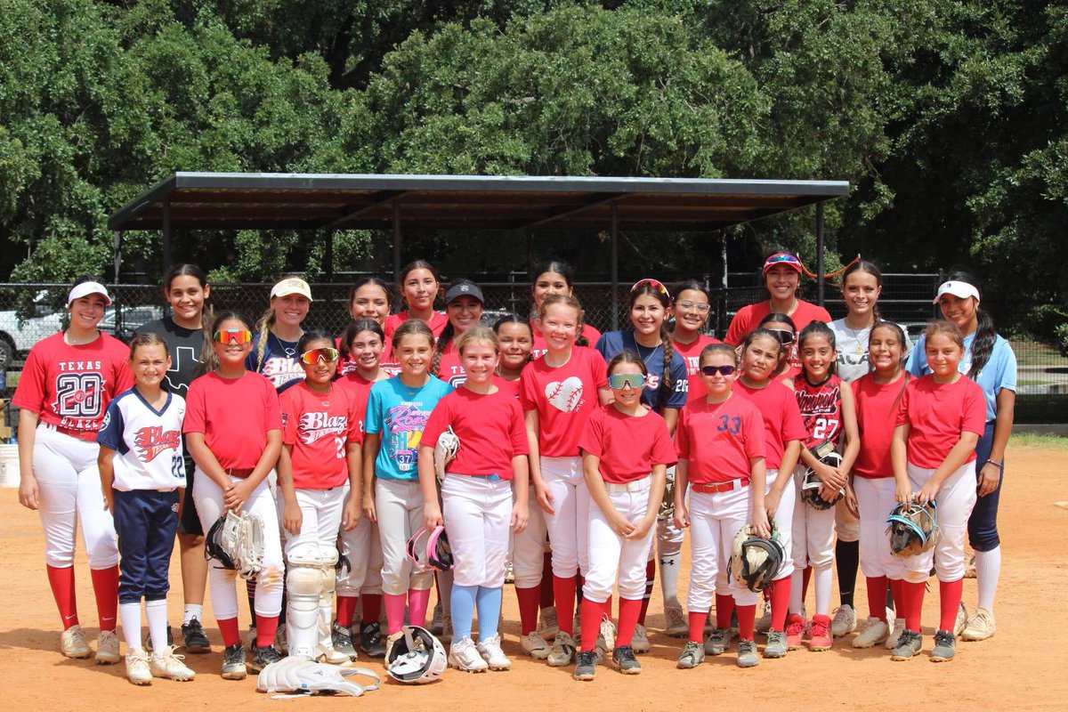 Softball is more than a game! It’s about being true to myself and being a role model for young athletes and youth! I am extremely grateful for the Big Sister - Little Sister program and everything it stands for! Meet my Blaze Academy 10u Elite little, Maddie, 2033, C/Utility.