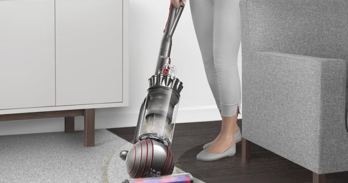 Labor Day deal brings popular Dyson Ball vacuum to affordable $300 digitaltrends.com/home/dyson-bal…