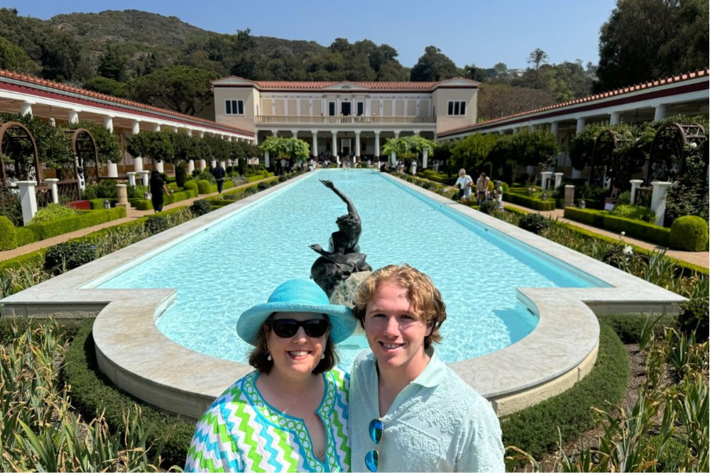 How well do you know when to use a concierge? I’m just back from L.A., where I was reminded of the ways a hotel concierge can save you time and hassle. Find out how in our latest newsletter.  bit.ly/3ATU8TY