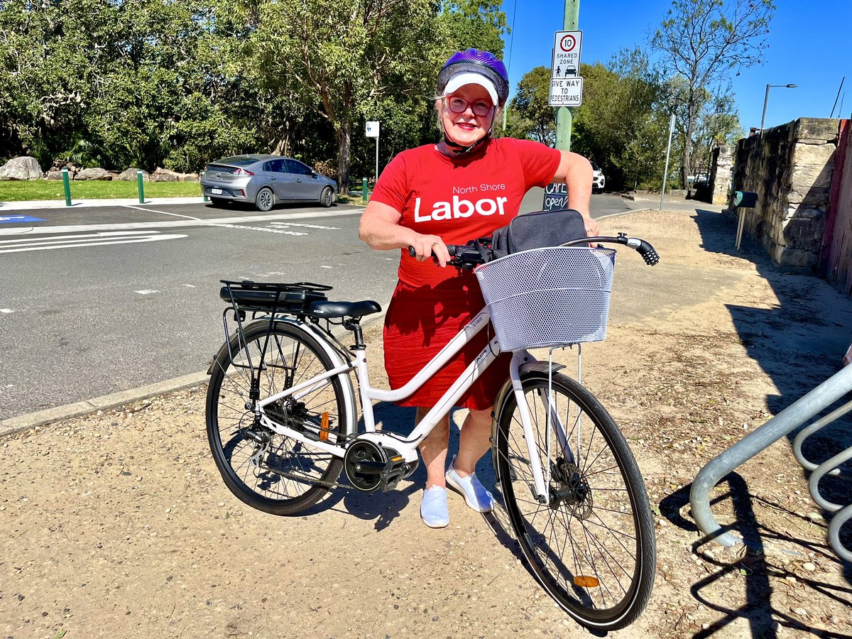 Shascol's tweet photo. Campaigning in #northsydney #auspol24 #bike #localgovernmentelections Vote 1 Group D September 14, Cammeraygal Ward, North Sydney https://t.co/EOH97tfv1B
