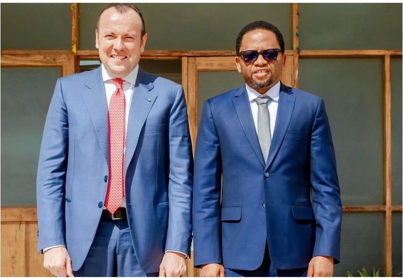Il Vice Ministro della Cultura, delle Arti e dello Sport, On. Hamis Mwinjuma, ha incontrato e discusso con l’Ambasciatore italiano in Tanzania, On. Giuseppe Sean Coppola, presso gli uffici del Ministero a Mtumba, Dodoma, il 29 agosto 2024.