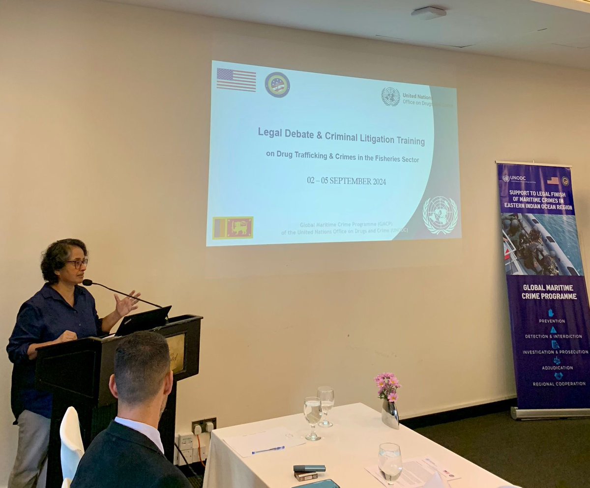 UNODC_BMB's tweet photo. @UNODC_MCP kicked off Legal Debate &amp; Criminal Litigation Training in #SriLanka 🇱🇰! Prosecutors delve into the international 🌐 &amp; national legal frameworks regarding drug trafficking and crimes in the fisheries sector 🌊⚖️. 
Funded by @StateINL #BorderManagement https://t.co/ki6225C02p