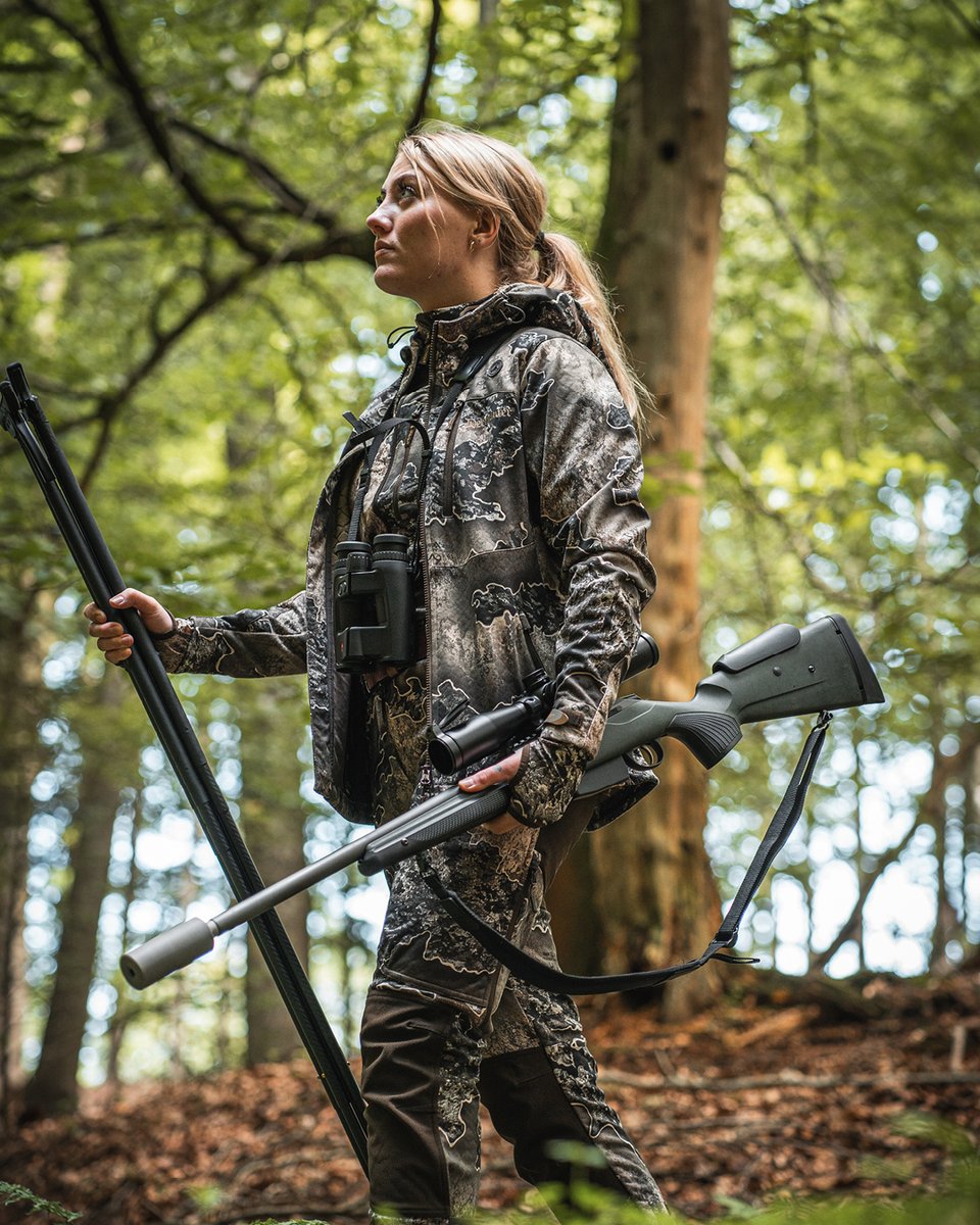 Hunting demands skill, respect and a deep understanding of your natural surroundings – the DEERHUNTER layer-on-layer, all-season EXCAPE series gets you closer to the hunt: bit.ly/3T3qUsj

#Deerhunter #deerhunter_eu #inspiredbynature #camo #huntinggear #realtree