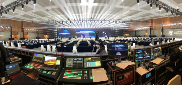 hirender2016's tweet photo. Product | Software | Hirender S2
#Hirender S2 is a professional #broadcast control #software for #largescale and complex #LED application scenarios. It can be used in any scenario where LED screens are used, such as #performances, #events, #forums, #conferences, etc. 💻 https://t.co/QQphwZLzrR