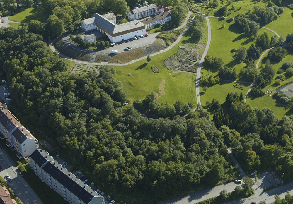 👀 A program outline and venue information have now been added to the Symposium website, take a look 👀

✨Apply by this Friday✨ to join us in Trondheim on 22-23 October!

nordicbiodiversitysymposium2024.no/about.html