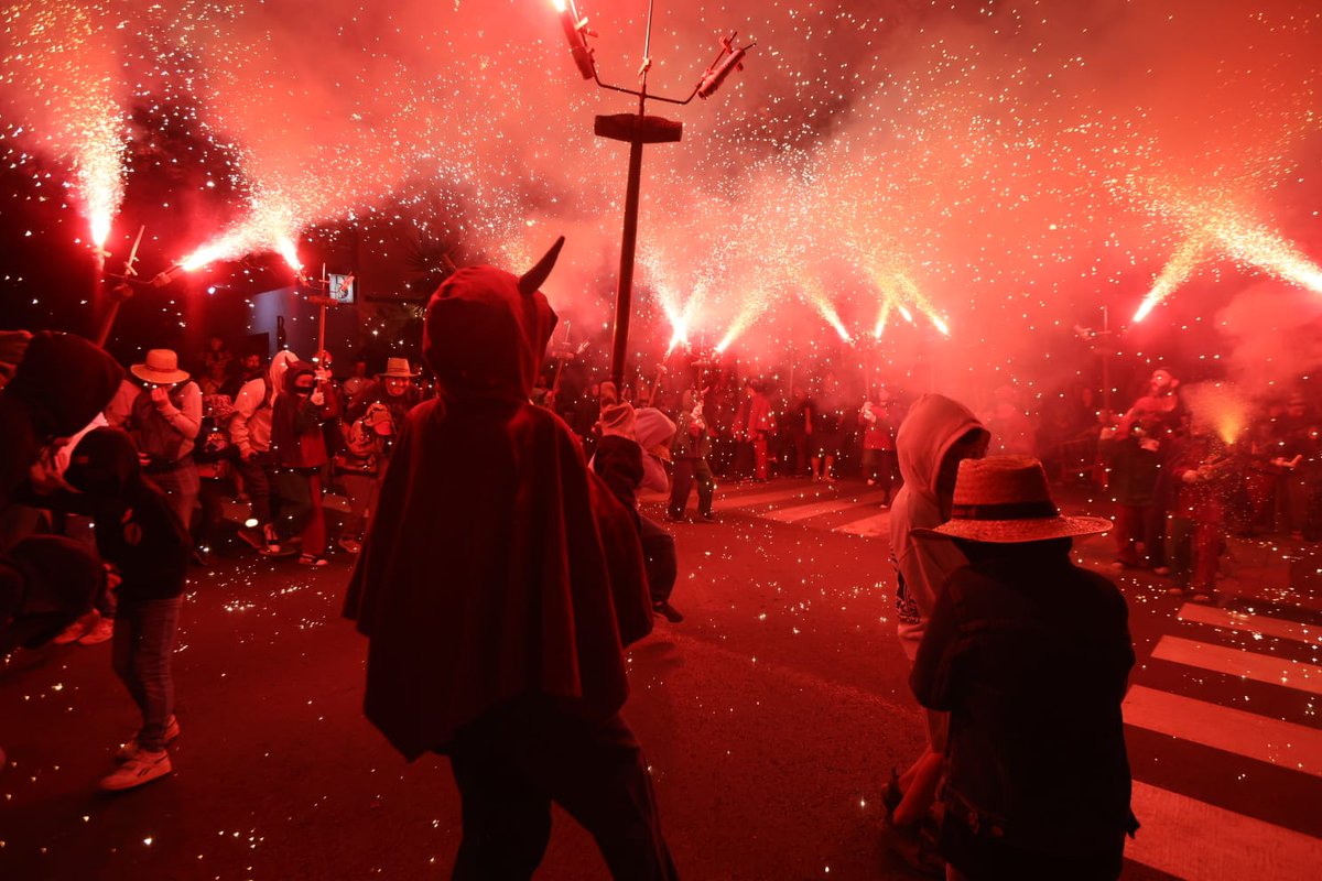 Festa Major tweet media