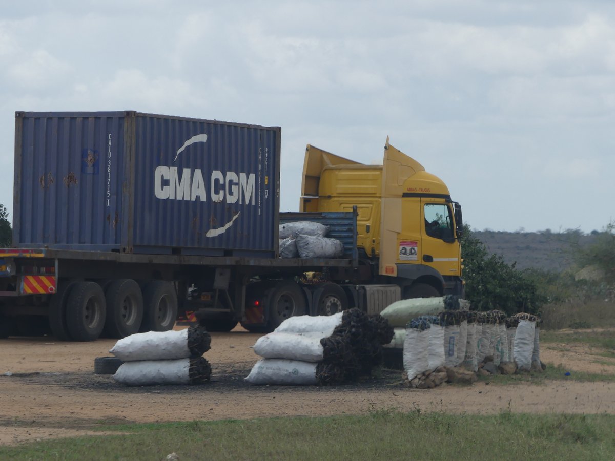 PhotosForTrees's tweet image. #MombasaRoad sights