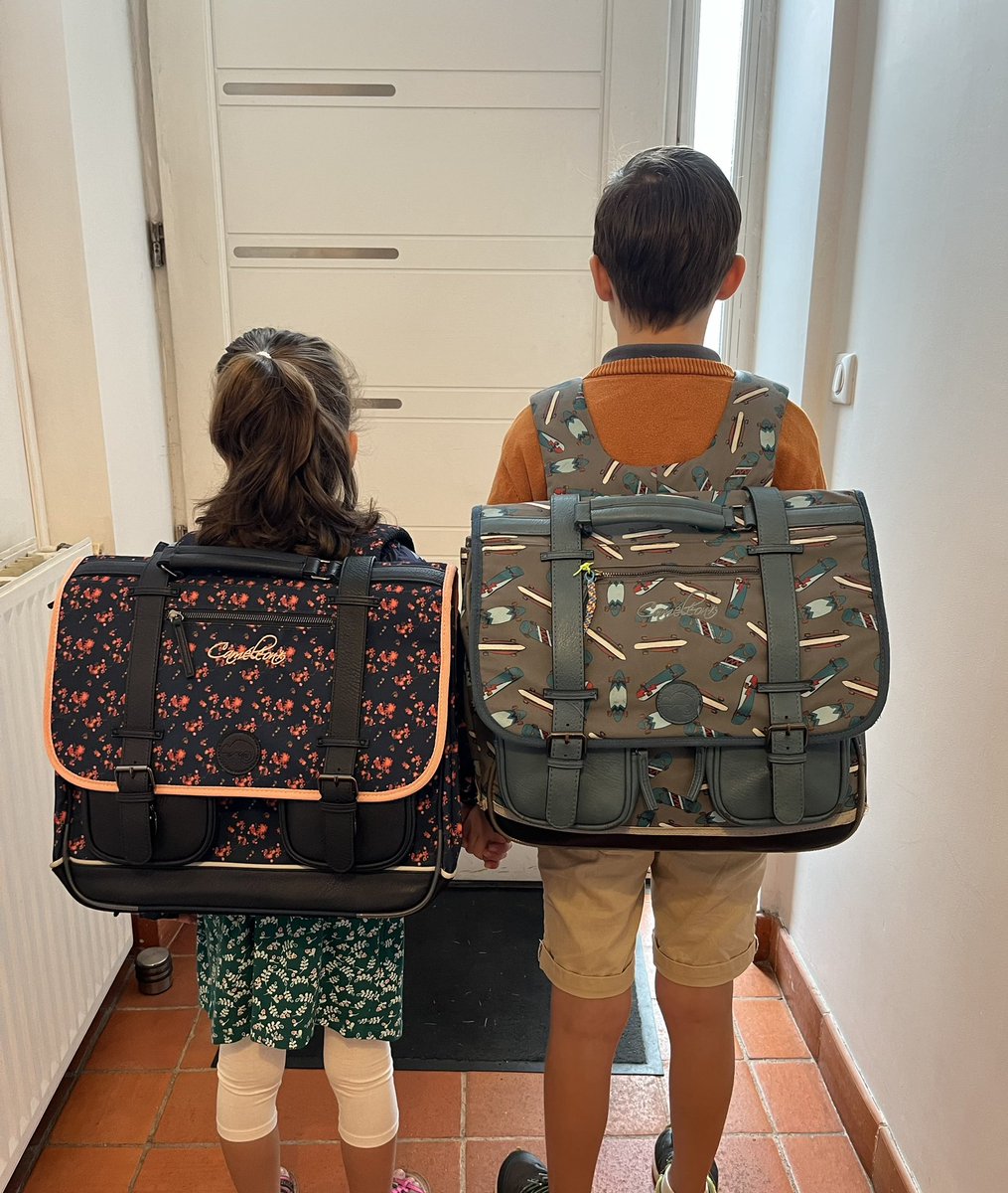 🎒 Bonne rentrée aux 1435 écoliers des <a href="/lesherbiers/">Les Herbiers</a>, ainsi qu’aux collégiens et lycéens.

❤️ Tout particulièrement à mes 2 collégiens et mes 2 écoliers 😉 !

💼 Bonne rentrée aussi à tous les professeurs et personnels qui accueillent, accompagnent et font grandir nos enfants !