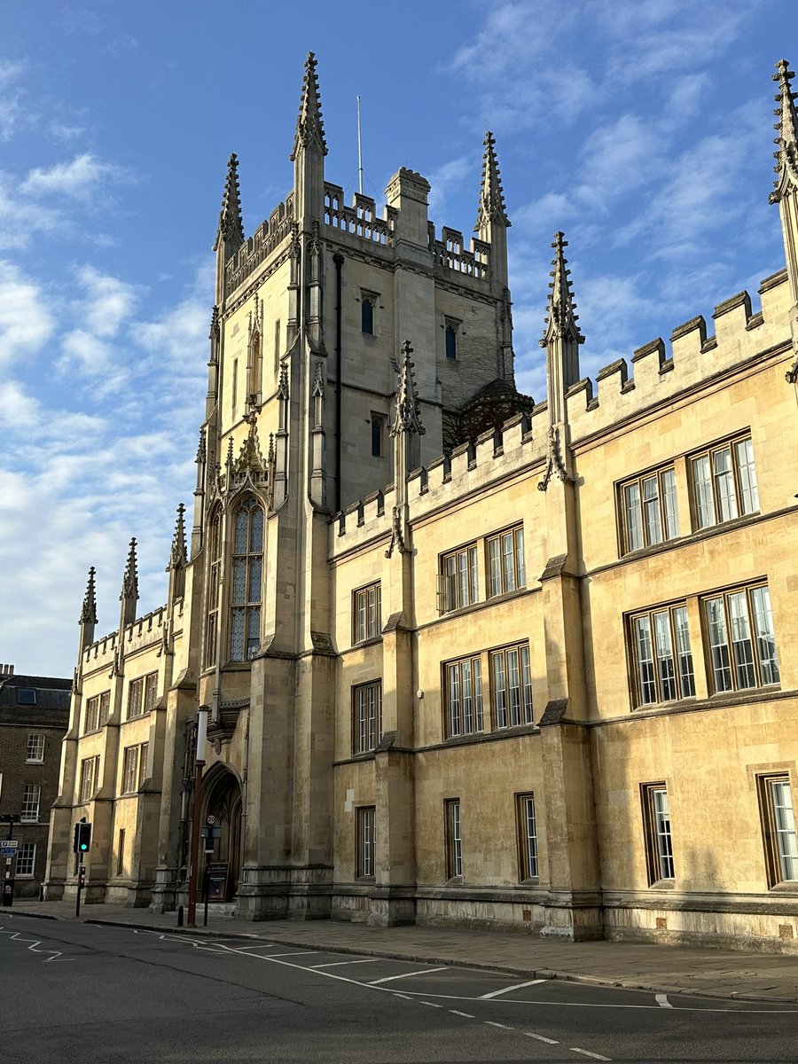 Glorious morning in Cambridge waiting for the start of <a href="/INTS2024/">INTS 2024</a> Looking forward to the next few days of exciting science and showing this city to old friends and new #TBI #Neurotrauma #INTS2024