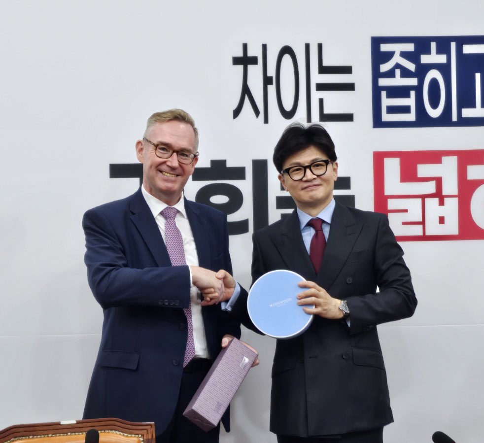 Colin Crooks | 콜린 크룩스 tweet media