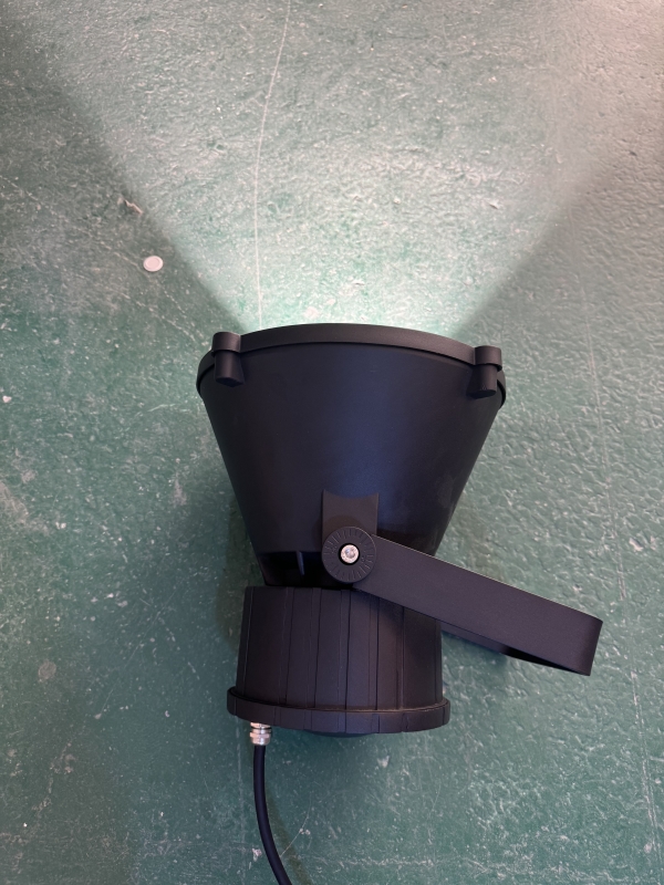 LED Spot Light
Customized project 
Efficacy>150Lm/w
Beam angle: 50°
Inventronic driver with DALI System

LED Lighting Project solutions

China Evergreen Energy Co.,Ltd.
ledevergreen.com
info@ledevergreen.com
Skype: emmasolar08
Wechat: LEDevergreen
Whatsapp: +86 13544181313