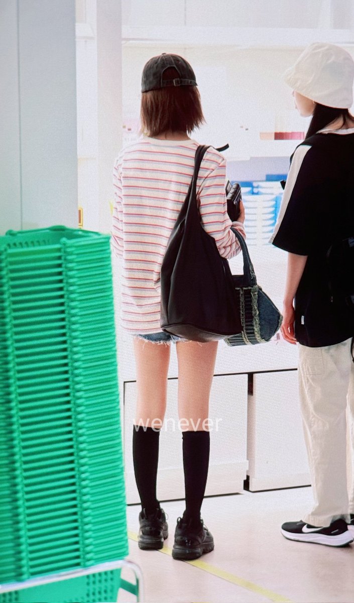 wenever940221 tweet picture