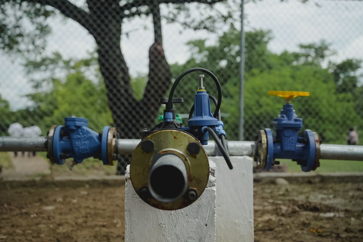 Inauguración de infraestructura clave en el #CECyT 22 Ricardo Flores Magón
<a href="/CecyTech/">CECyTE CHIAPAS</a> 👉👉👉  goo.su/c728