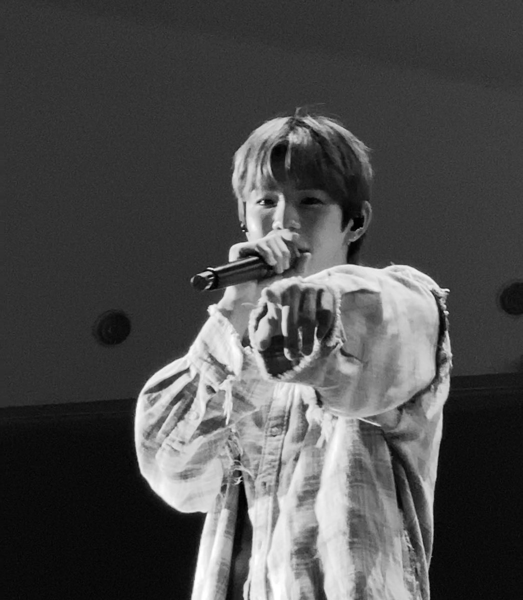 wii_riize's tweet photo. Siapa yang masih pcd? SAYA!

#shotaro #riize #RIIZINGDAYinJakarta https://t.co/iJGOFEfgm0