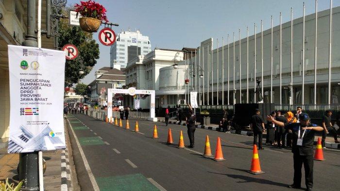 maunglucu's tweet photo. Update Daftar Lengkap 120 Anggota DPRD Jabar Periode 2024-2029 dan Raihan Kursi Tiap Partainya https://t.co/3VS1LQbf1v https://t.co/49Z4I3IN4H