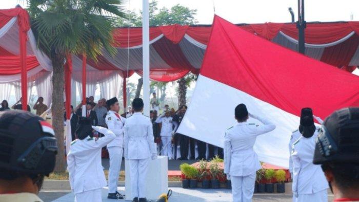 maunglucu's tweet photo. Kehadiran Pasukan Pengibar Bendera SMA Islam Al Azhar 8 Meriahkan HUT RI di Summarecon Crown Gading https://t.co/SMof31DFQq https://t.co/L3VoDxXkdV