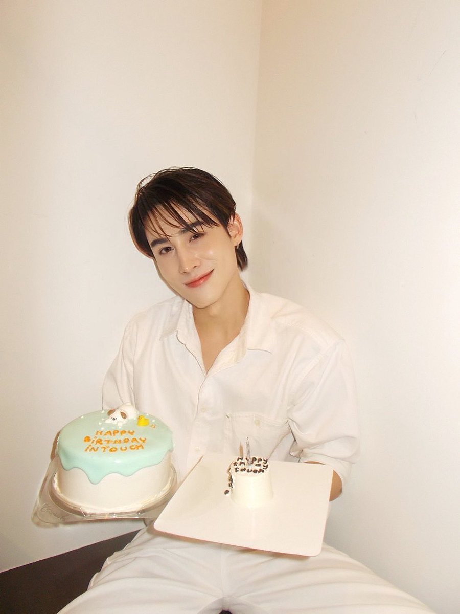 in_intouchh's tweet photo. Happy birthday to me 
#in_intouchh 
#24thINTOUCHDAY https://t.co/eShcdSbJhr