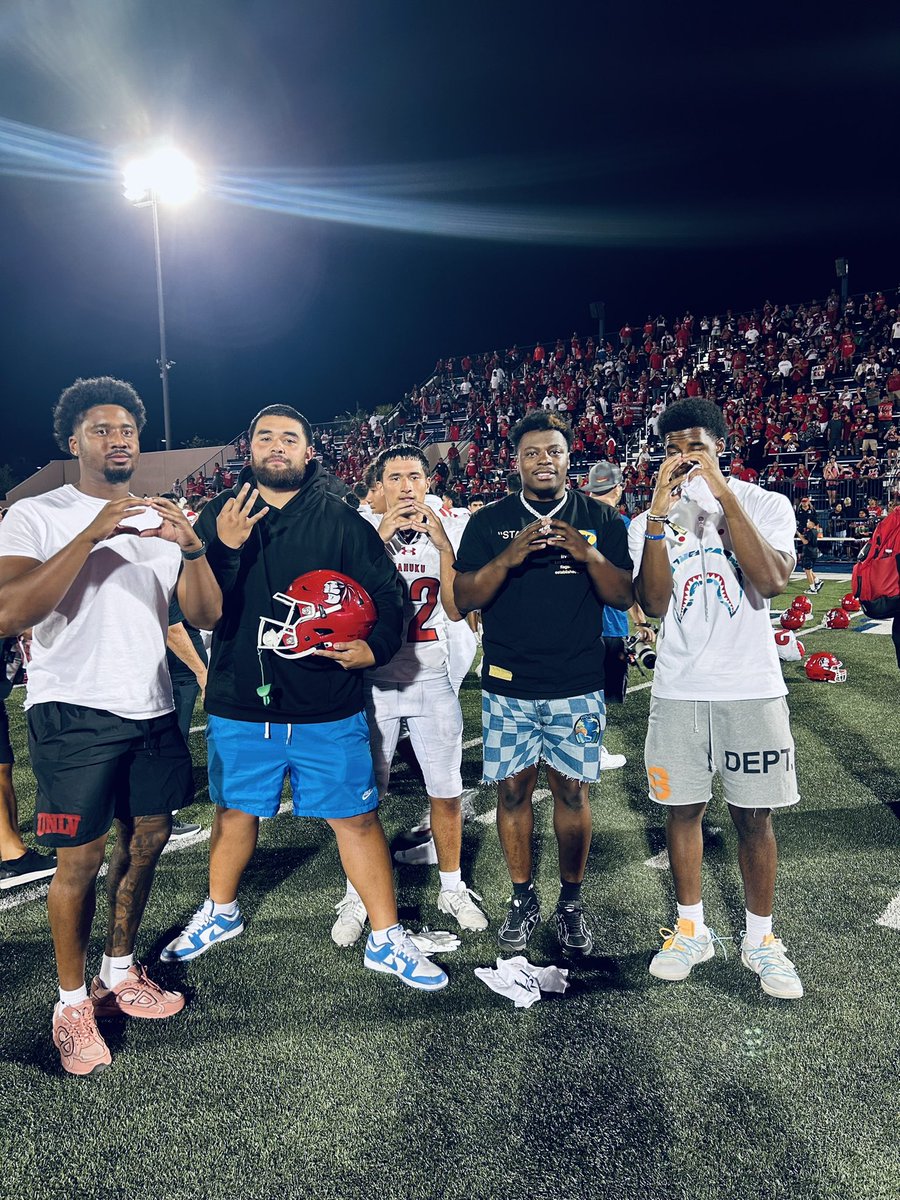 Coach Tim tweet media