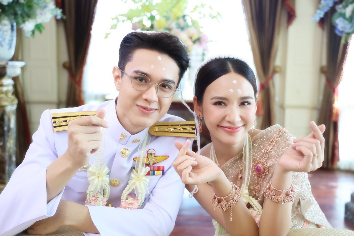 paajaew's tweet photo. #ดวงใจเทวพรหม หวังว่าคงจะได้รับแรงใจใหม่อีกนะถ้าเกิดละครทุกเรื่องในชุดนี้กลับมารีรัน ซึ่งก็ไม่รู้เมื่อไหร่ แต่ที่แน่ๆใน #3plus และ #netflix #จุฑาเทพ และ #เทวพรหม ก็ยังคงวนเวียนให้ได้เจอกันอยู่ตลอด ขอบคุณยอดวิว #ขวัญฤทัย ใน 3plus ที่ทำลายสถิติสูงสุดเท่าที่เคยมีมา รักผู้ชม🥰 https://t.co/JIJrNP9fIs