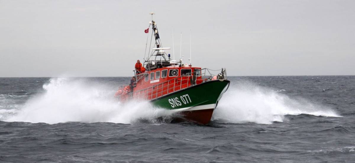 premarmanche's tweet photo. #Assistance d'un kayakiste effectuant une traversée de la Manche depuis Douvres (UK) le 01/09. Le plaisancier à été ramené sain et sauf à Calais (62). 

Engagement des @SauveteursenMer

Coordination : @CROSSGrisNez https://t.co/e8y21flP0s