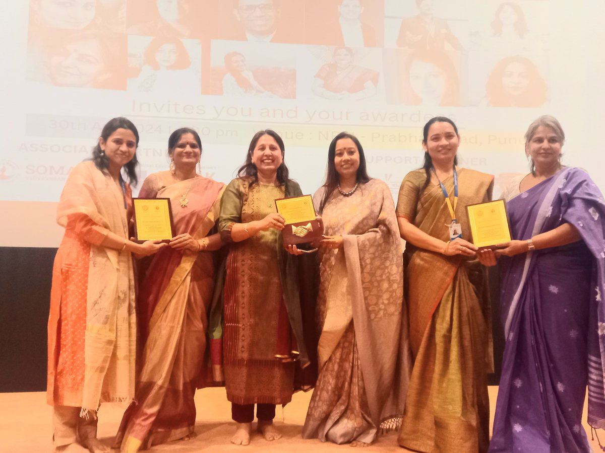 pcet_sbpps's tweet photo. We are elated to announce that Ms. Jasmina Kamdar and Ms. Praveena More were felicitated at the #NeevAwardsceremony for the dedication they have shown towards their teaching profession.

#PCET #NEEVAwards #BJPEducationCell #SBPPS #CBSE #SchoolinRavetPune #CBSEBoard https://t.co/WwthXulnhi