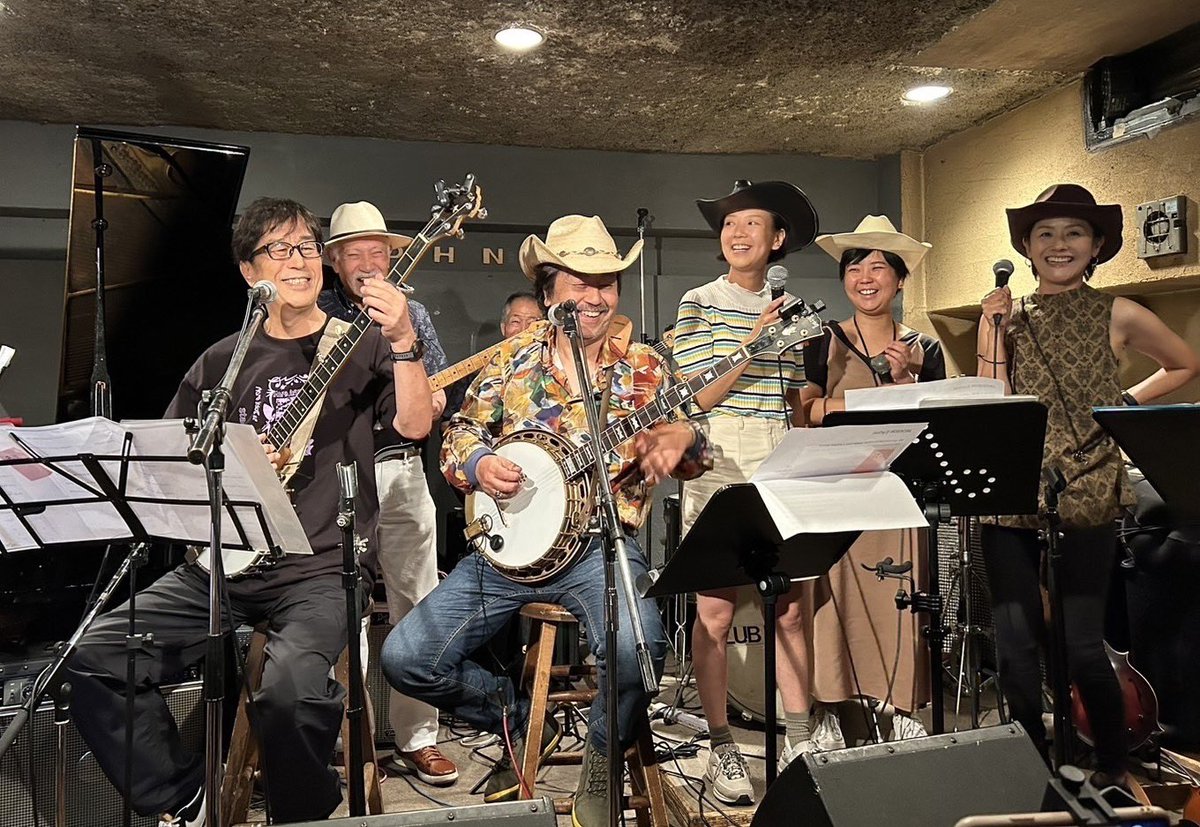 幻の松任谷ファミリーバンド！一夜限りの再結成でした。9月1日at鎌倉ダフネ。

#aisukematsutoya 
#湘南ツイン倶楽部