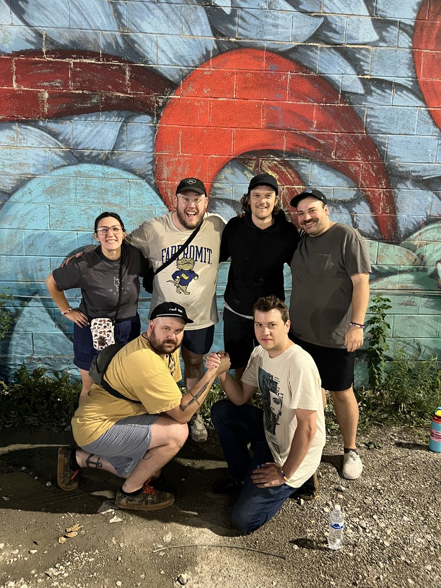 manorgatesmusic's tweet image. Gonna miss our new homies in @RoutineFuss. Weekenders are never long enough when the crew is 2 legit 2 quit 🤘