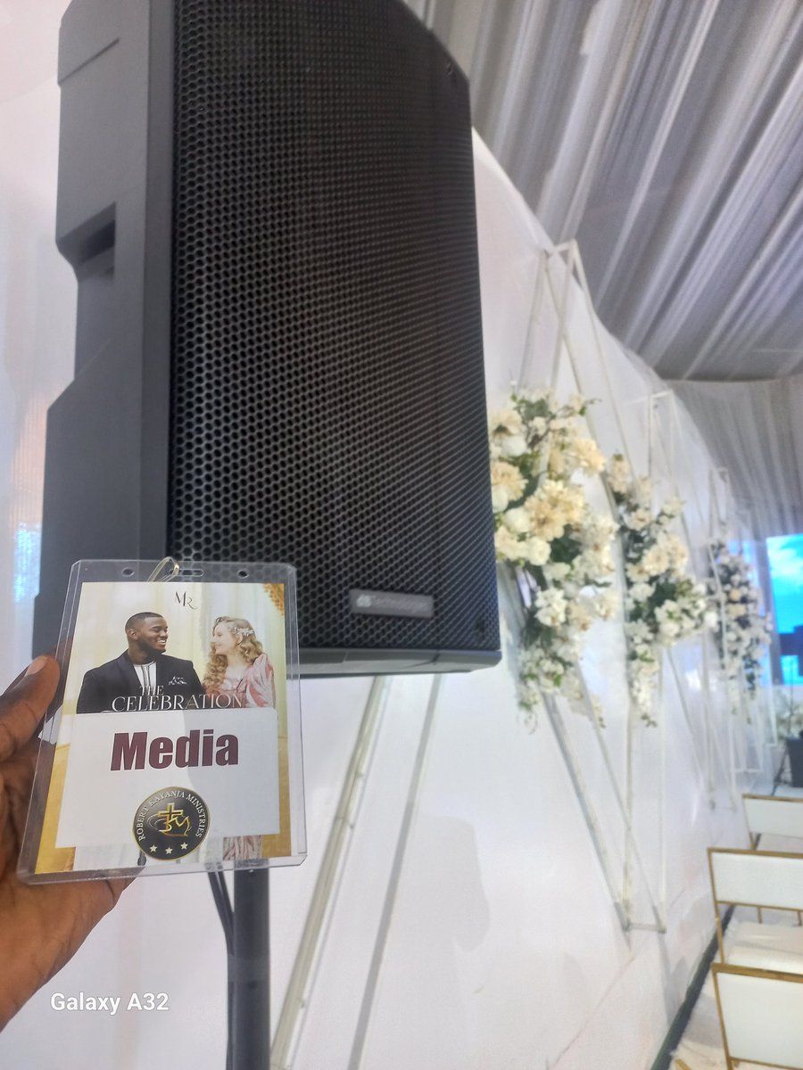 TriversEvents's tweet photo. Welcome back from the weekend ✨🥰
Do you have an event? Corporate or social?
We offer LED Screens, Lighting, Stage Design and Live Streaming, sound system…
September bookings are open. Contact us through DM or +256 705845508 to book 🔖
#triverseproductions #eventsound https://t.co/oJ3QsmlVcb