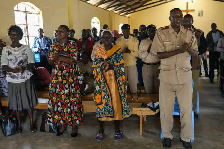 This week, we cheer our #UnsungHeroes &amp;champions of good practice. Despite many hurdles,our admin team stays committed to defending human rights notably when it involves challenging social norms Your leadership&amp;selflessness are the backbone of our mission. You're the real heroes!