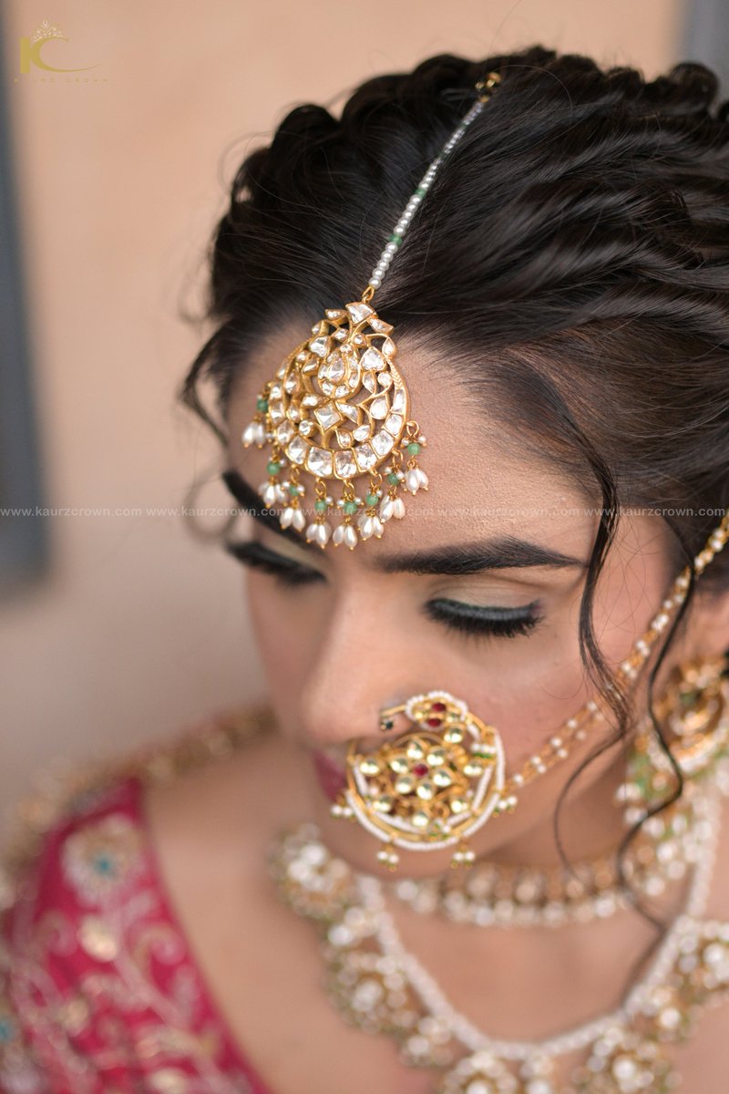 kaurzcrownjewel's tweet image. Traditional Antique Gold Plated Necklace Set with Choker 
Designer: KAURZ CROWN
WhatsApp on +9198882-98050
#chokerset #silver #silverjewellery #choker #necklaceset