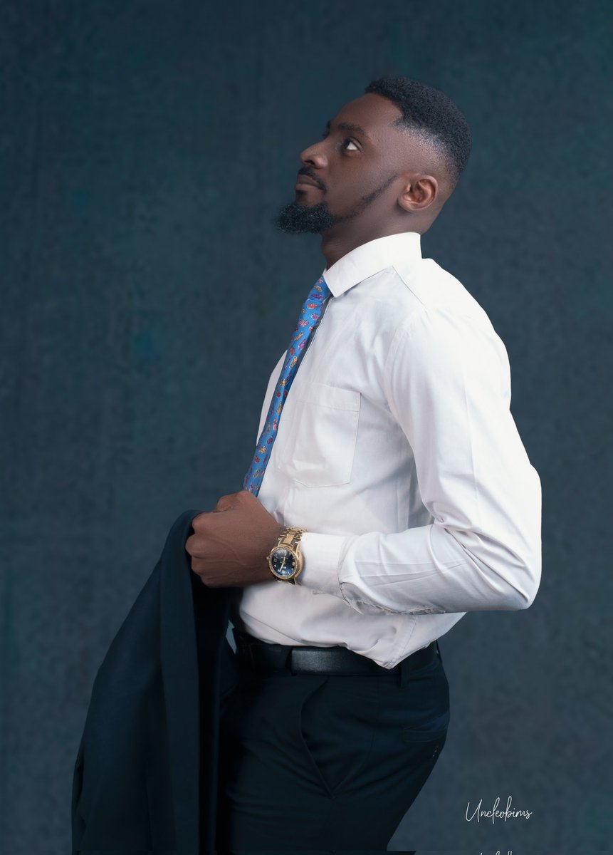 general_micky_'s tweet image. Happy birthday to me 
Added some new numbers, do well to say a word of prayers to me...
Mehn is so somehow designing for yourself that loss of appetite 😂😂
#happybirthday #michaelwealth #love #peace