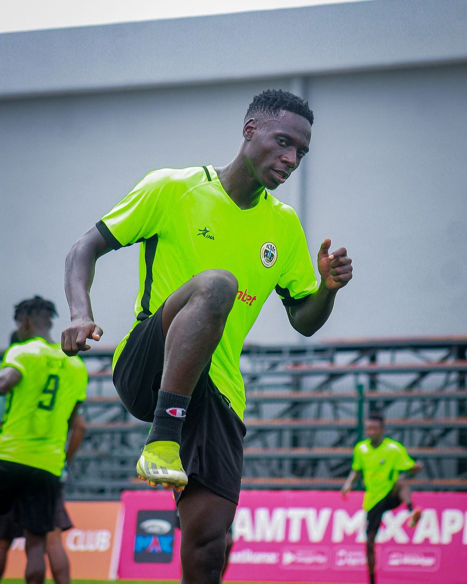 kmcfc_official's tweet image. BackToTraining 🌧️

#backtotraining #wearekinoboys #wakishua