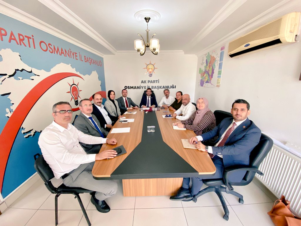 akparti80's tweet photo. İl Başkanımız Sn. Mehmet Sadi Binboğa, Mv Sn. Seydi Gülsoy, Grup Bşk. Vek. Sn. Osman Kıbrıslıgil, Belediye Bşk. Yrd. Sn.  Kevser Davarcı teşkilat üyelerimiz ve belediye meclis üy. katılımıyla Osmaniye Bel. 2024 Eylül Ayı Mec. Toplantısı öncesi grup toplantımızı gerçekleştirdik. https://t.co/mBWYxv8q6R