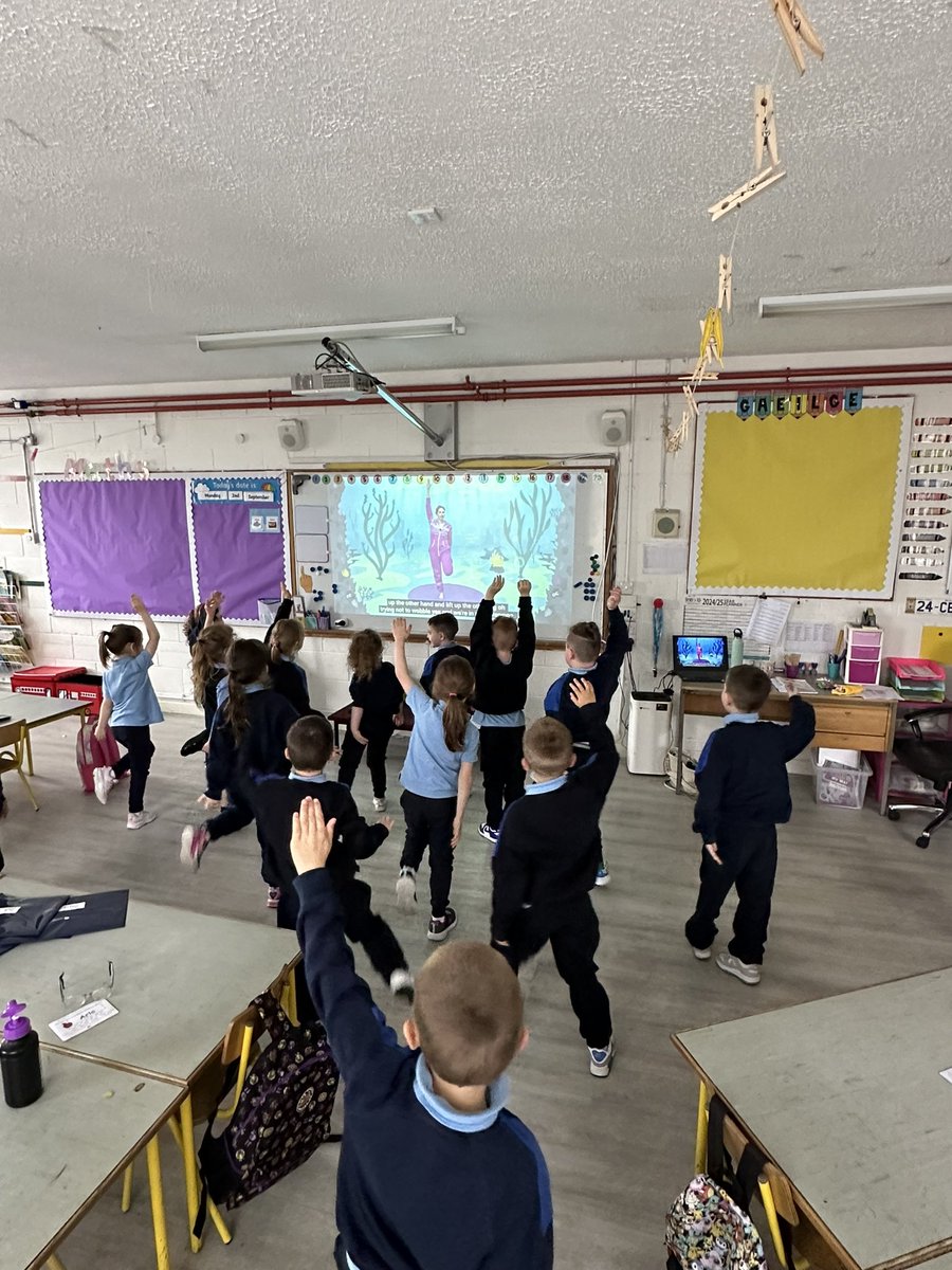 Hazel Ryan tweet media