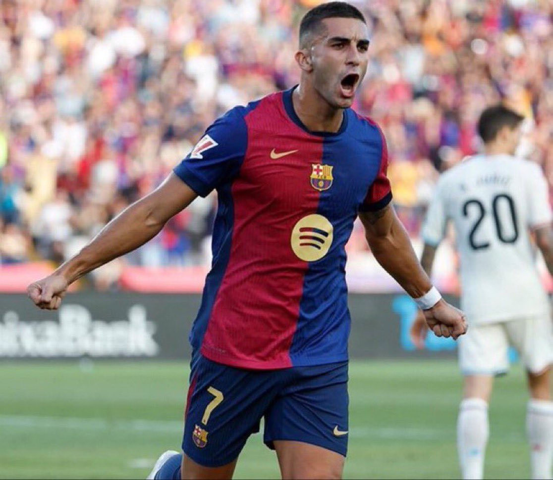 فيران يا الصندوق

لاعب له مستقبل و اساسي و اسم و لا عنده عروض مناسب مع الوقت المتبقي افعلها يالصندوق

 #الجناح_مطلب_اهلاوي1