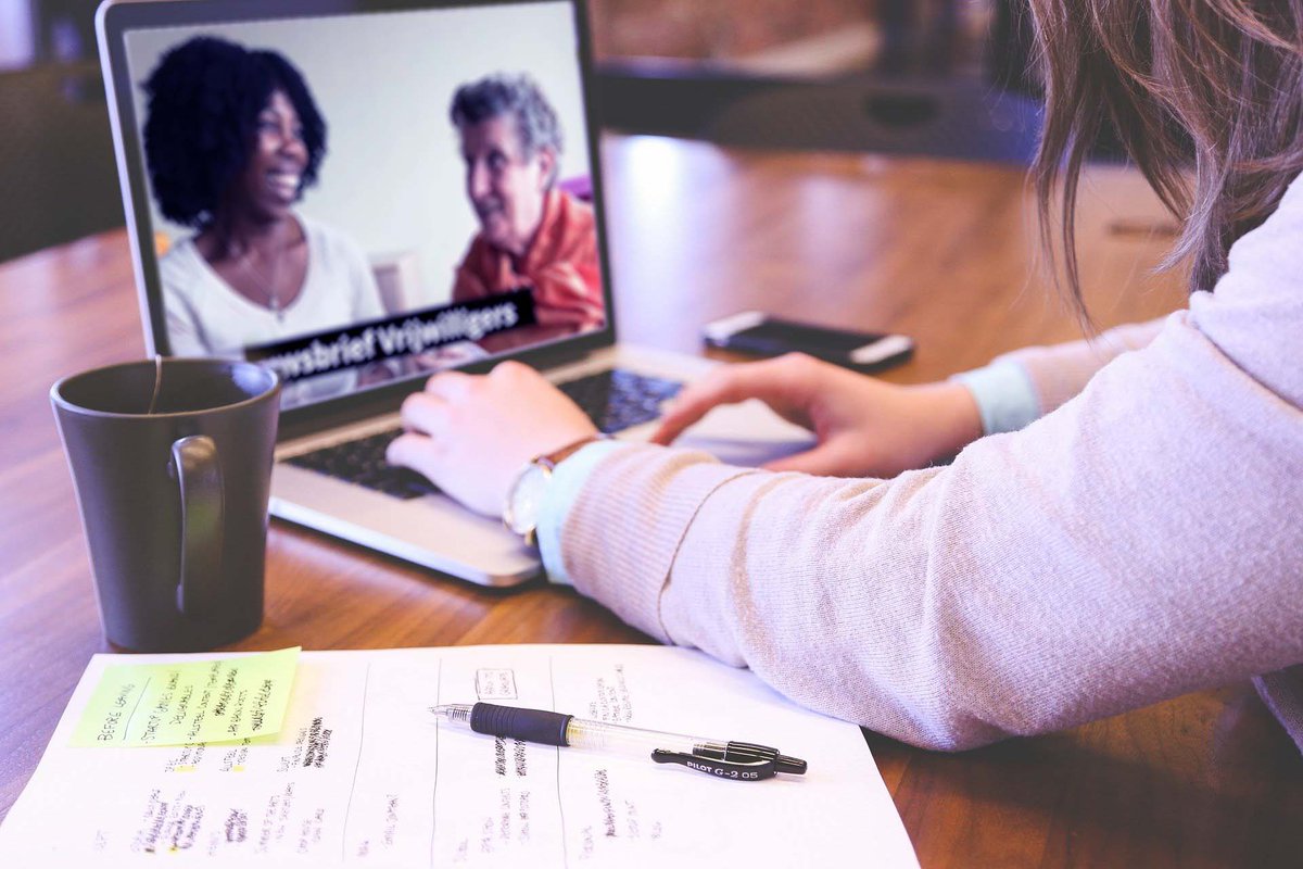 De Nieuwsbrief voor Vrijwilligers september 2024 staat sinds vandaag online. Voor iedereen die geïnteresseerd is, je vindt hem hier:

vrijwilligers.stichtinghumanitas.org/site/wp-conten…

#rotterdam #vrijwilligers #nieuwsbrief #september