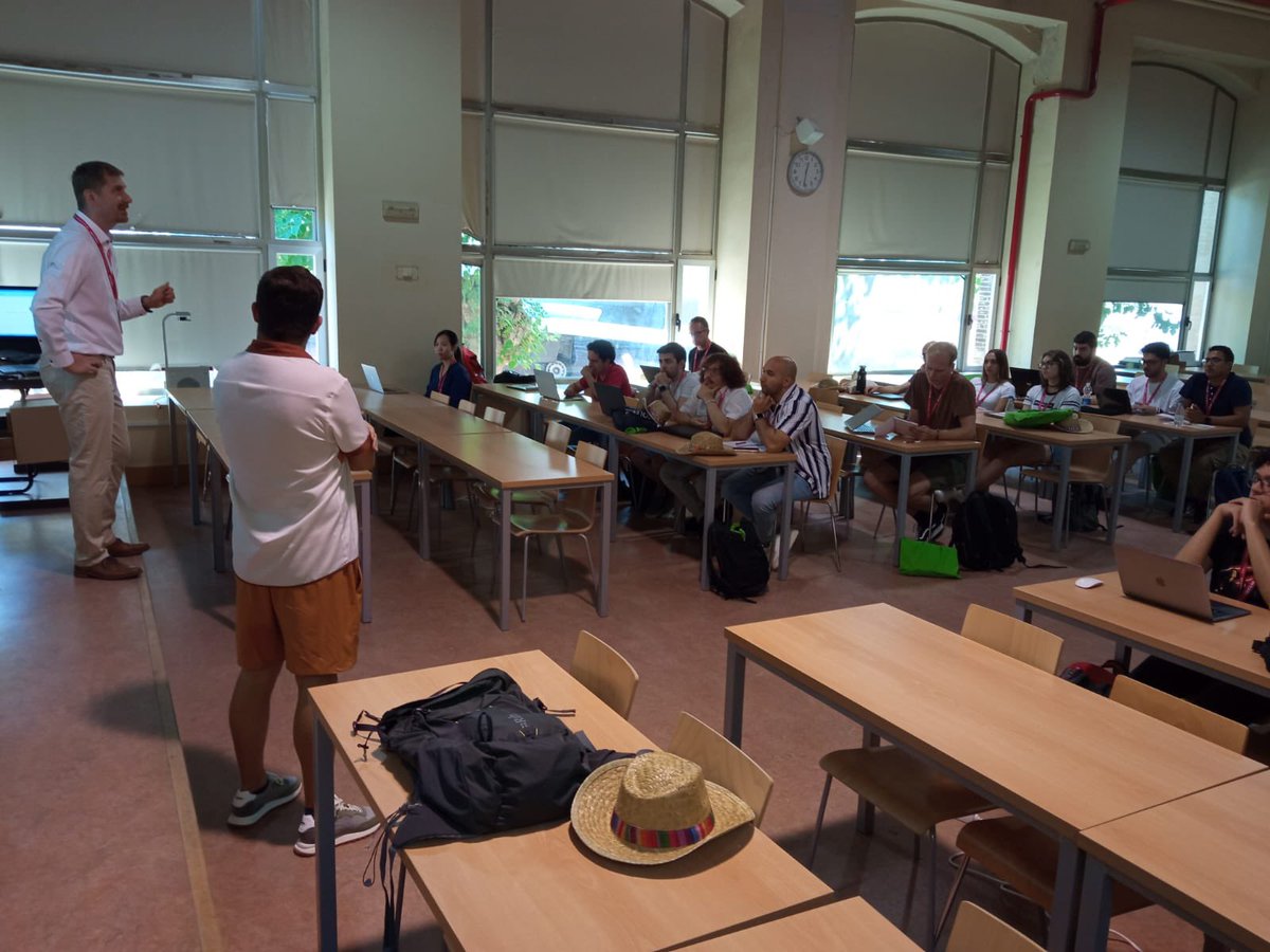 sfla2024oreto's tweet image. It was a pleasure to listen @mstepni11’s lecture. In it, he has introduced all #SFLA2024 participants to the fundamental concepts of #fuzzy_logic and #fuzzy_modelling. Thanks @mstepni11!!!