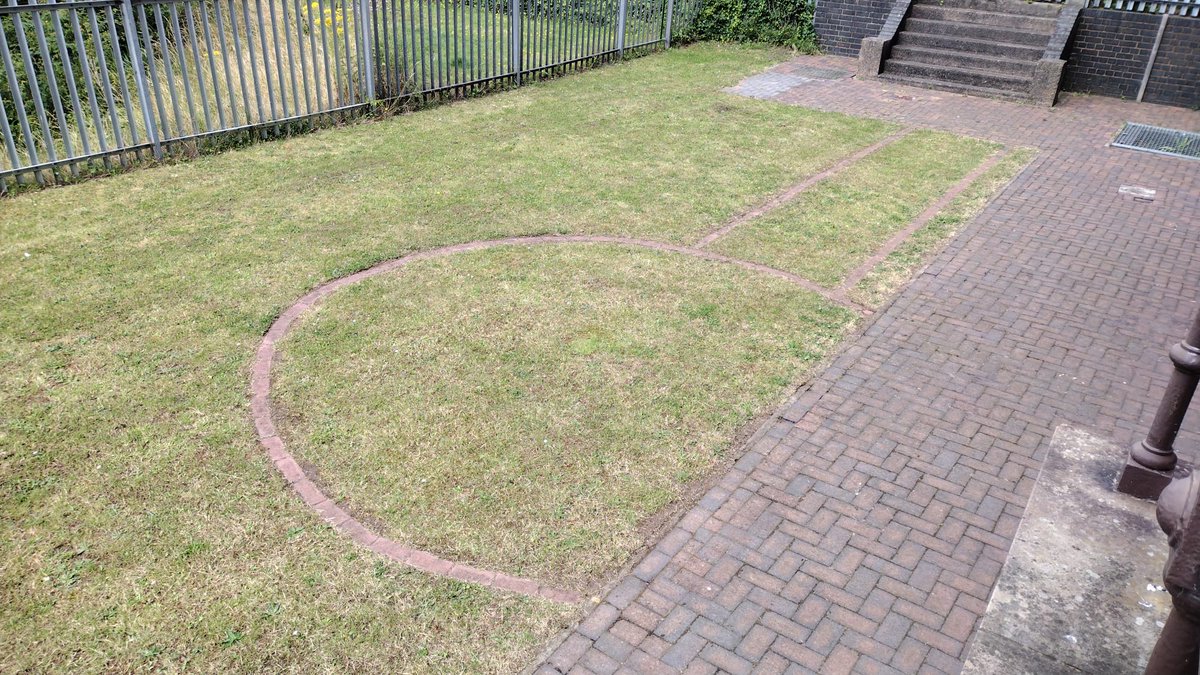 @SandfieldsPumpingStation Emlyn has been busy tidying up the grounds and now the outline of the pilot well and tunnel is showing up nice and clearly🙂#BoostLichfield #LichfieldCity
