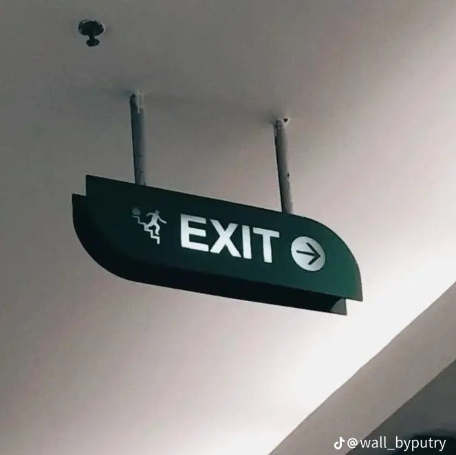 VerShadie's tweet photo. #sadlife 🖤 https://t.co/NuUIDr1k5Q