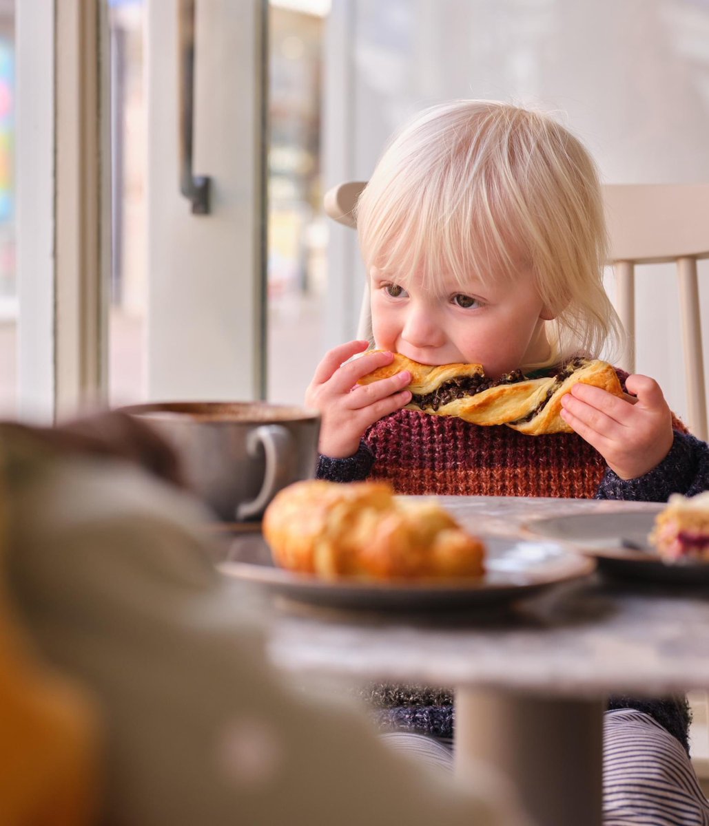 CornishOven's tweet photo. We have loved seeing so many little people over the summer holidays! ❤️
Thank you to all the smiling faces and sticky fingers that we have had. 😆
#schoolholidays #nearlyover #pastylovers #cornishlife #beachdays #flakysteak #lotsofcake #lotsofcrumbs https://t.co/neEcIcdVOL