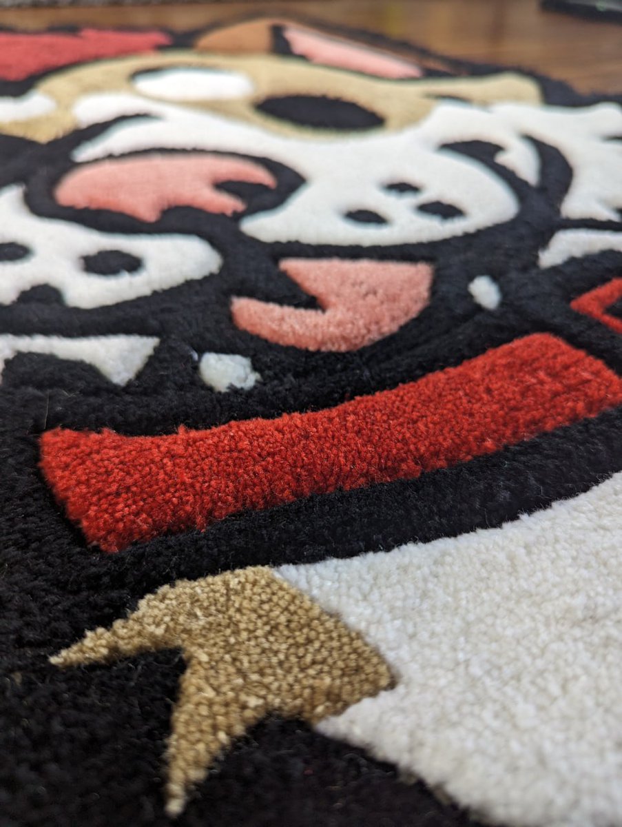 Hoi 😁
WE HAVE STARTED A RAFFLE FOR YOU GUYS!!!

We've decided to give away our prototype derp carpet 👀
He served his purpose, now he needs a loving retirement home 💚

Carpet is new, never used 😁
Size: 75cm x 60cm 
Made of acrylic yarn 
Antislip backing 

Rules:
- RT 🔄
-
