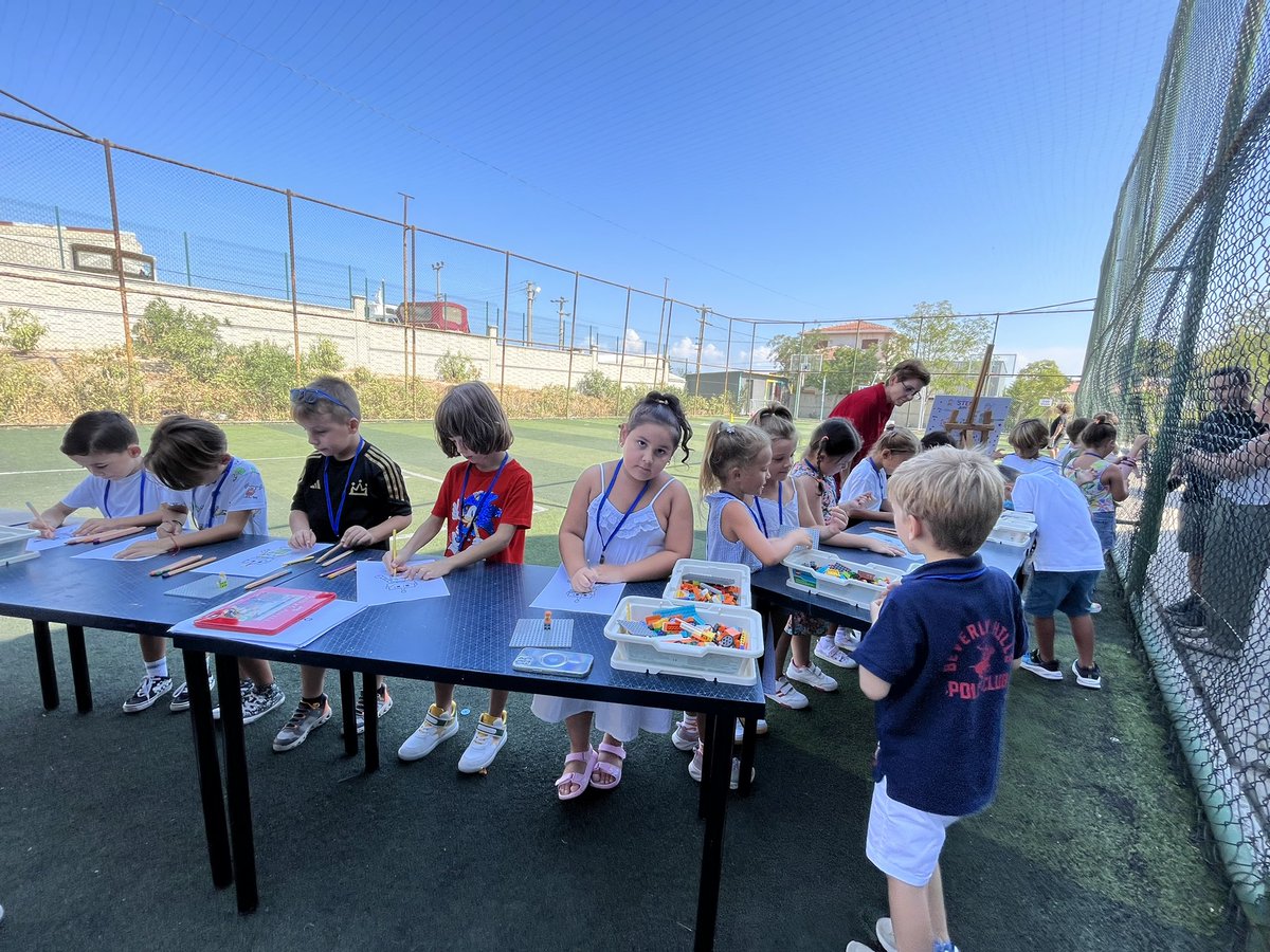Ayvalık Bahçeşehir İlkokulu 1.Sınıflarımızın İlk gününde Oryantasyon programımızı keyifle tamamladık.